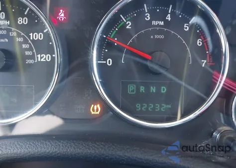 2018 Jeep Wrangler Jk Unlimited Sahara z USA, uszkodzony, nr VIN 1C4BJWEG8JL913796